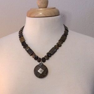 Women's Brown Necklace and Bracelet Set
